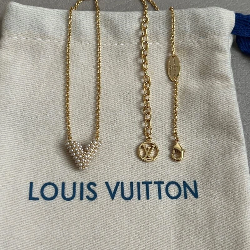 Upgraded Louis Vuitton Necklaces 248864