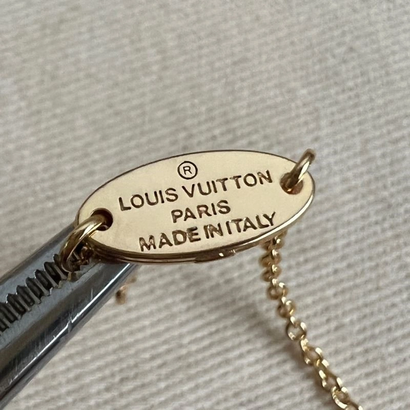 Upgraded Louis Vuitton Necklaces 248864