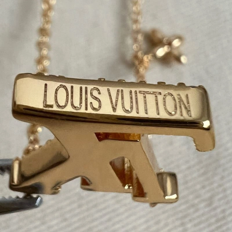 Practical Louis Vuitton Necklaces 248868