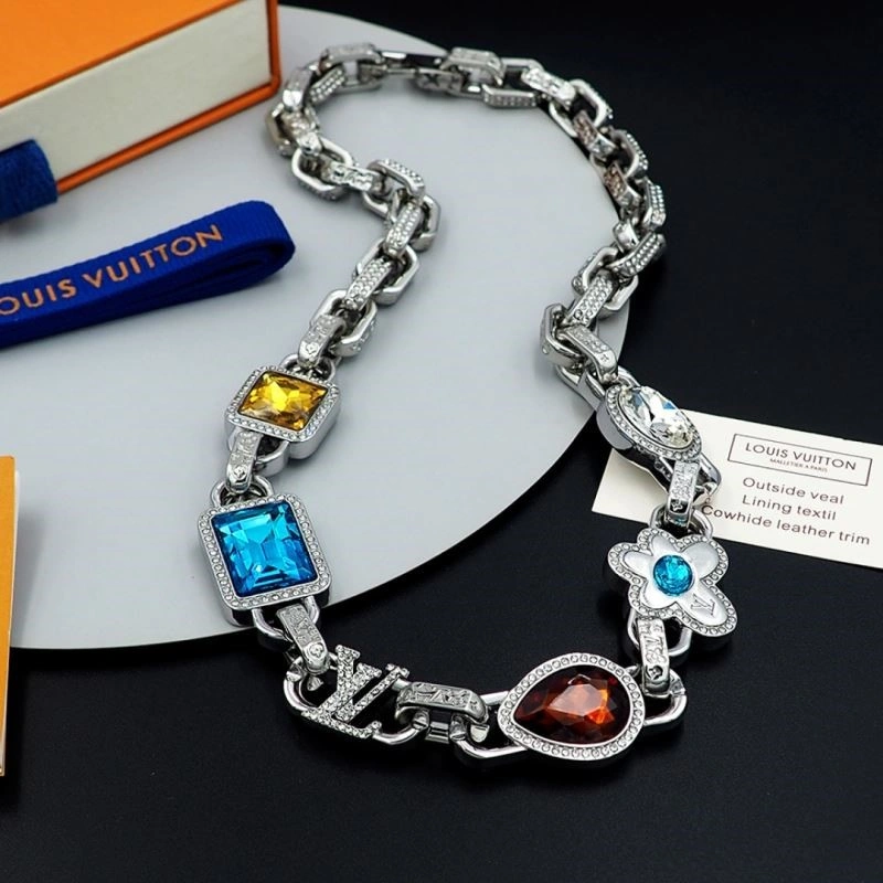 DailyWear Louis Vuitton Necklaces 248885