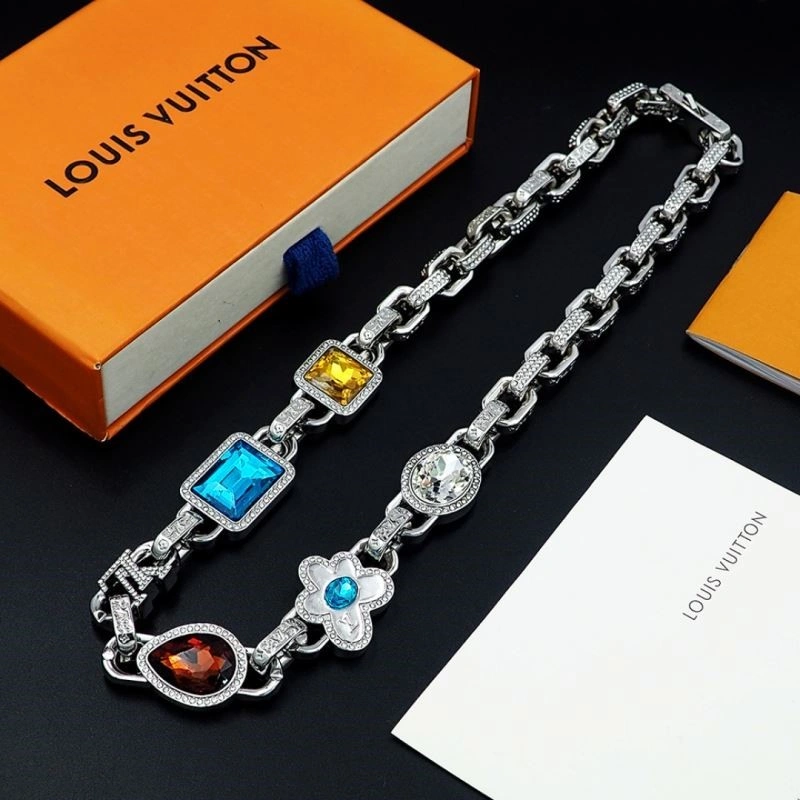 DailyWear Louis Vuitton Necklaces 248885