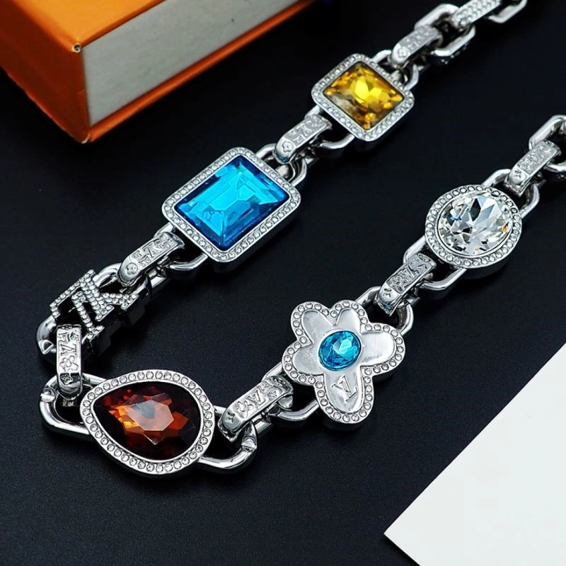 DailyWear Louis Vuitton Necklaces 248885