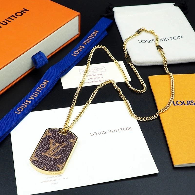 Louis Vuitton Necklaces Sophisticated 248862