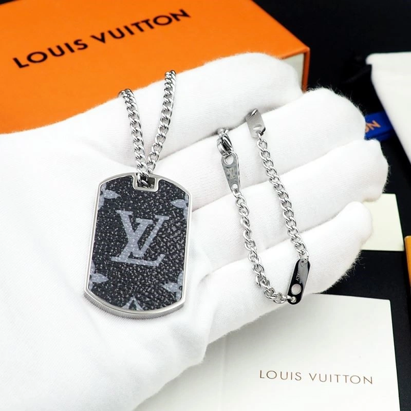 Louis Vuitton Necklaces Timeless 248873