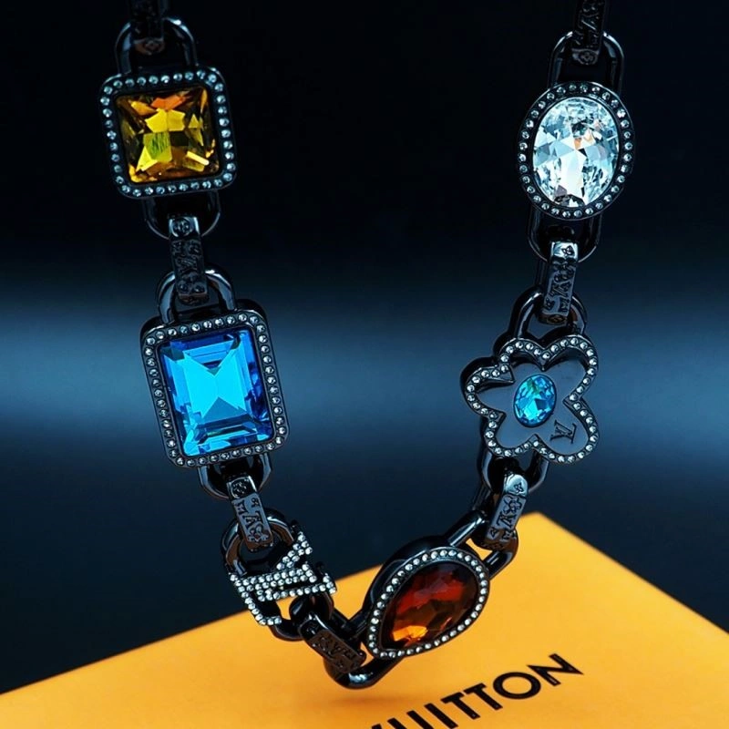 Louis Vuitton Necklaces Soft 248853