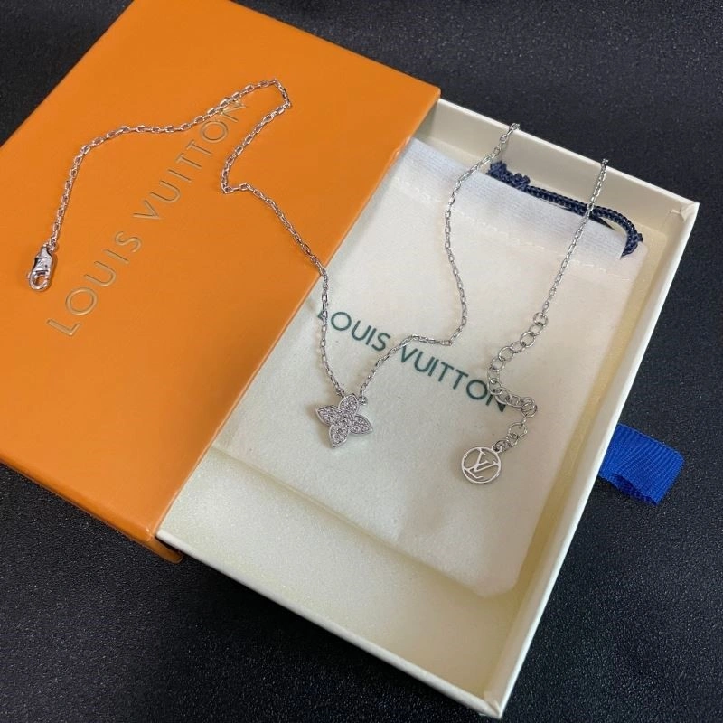 Louis Vuitton Necklaces Durable 248850