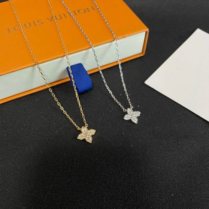 Sophisticated Louis Vuitton Necklaces 248851