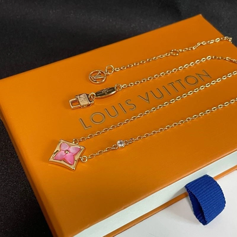 Louis Vuitton Necklaces HighPerformance 248849
