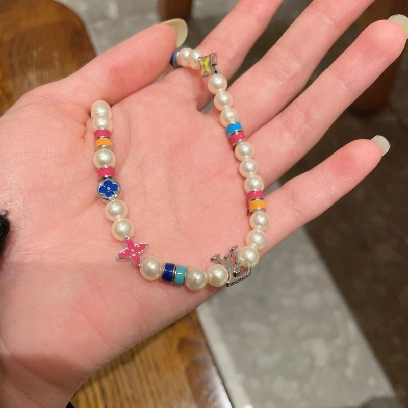 Trendy Louis Vuitton Necklaces 248847