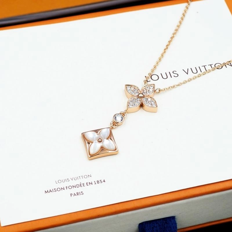 Louis Vuitton Necklaces MultiPurpose 248577