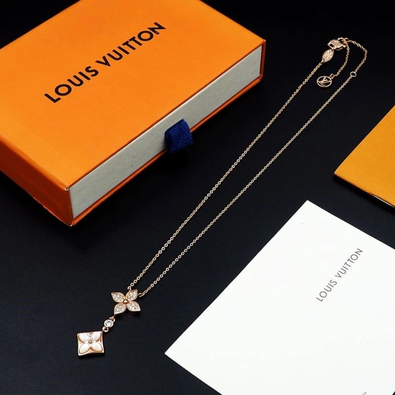 Louis Vuitton Necklaces MultiPurpose 248577