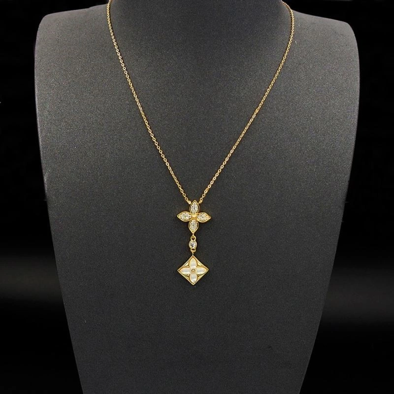 SoftTouch Louis Vuitton Necklaces 248571