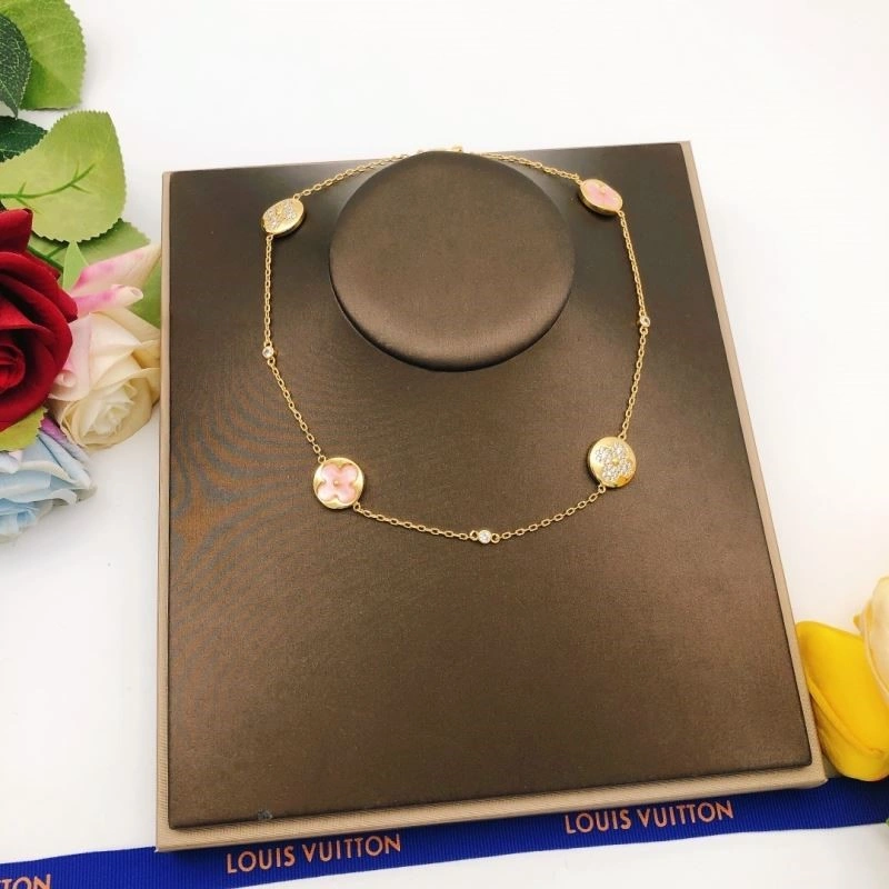 Louis Vuitton Necklaces Supportive 248562