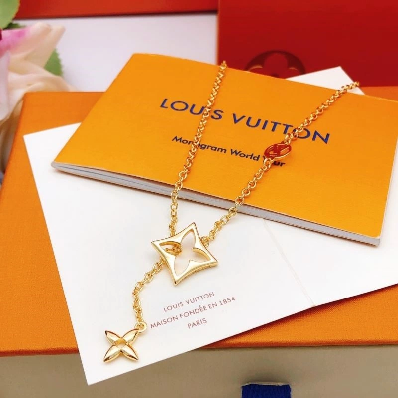 Louis Vuitton Necklaces OnTrend 248566