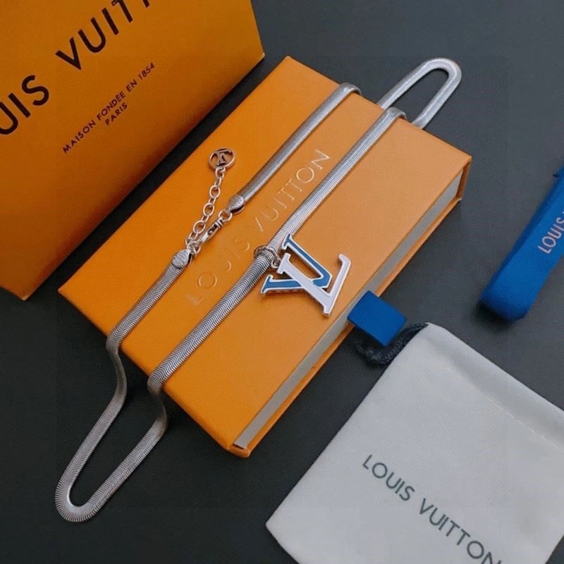 Louis Vuitton Necklaces SunProtective 248579