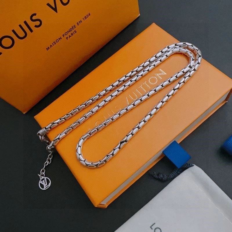 Stylish Louis Vuitton Necklaces 248563