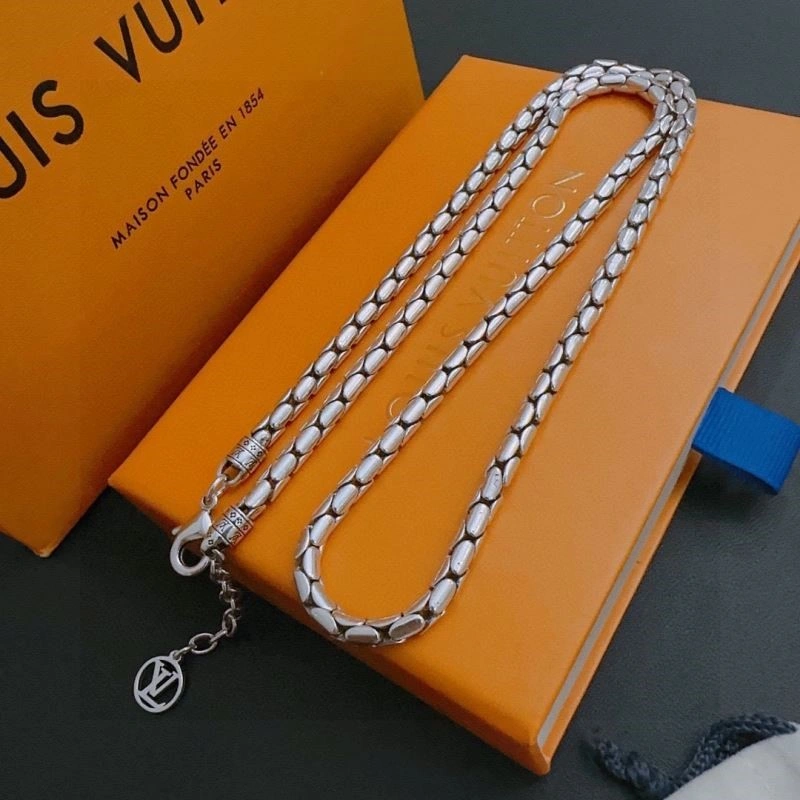 Stylish Louis Vuitton Necklaces 248563