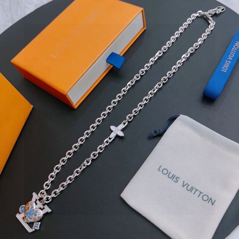 Louis Vuitton Necklaces Efficient 248574