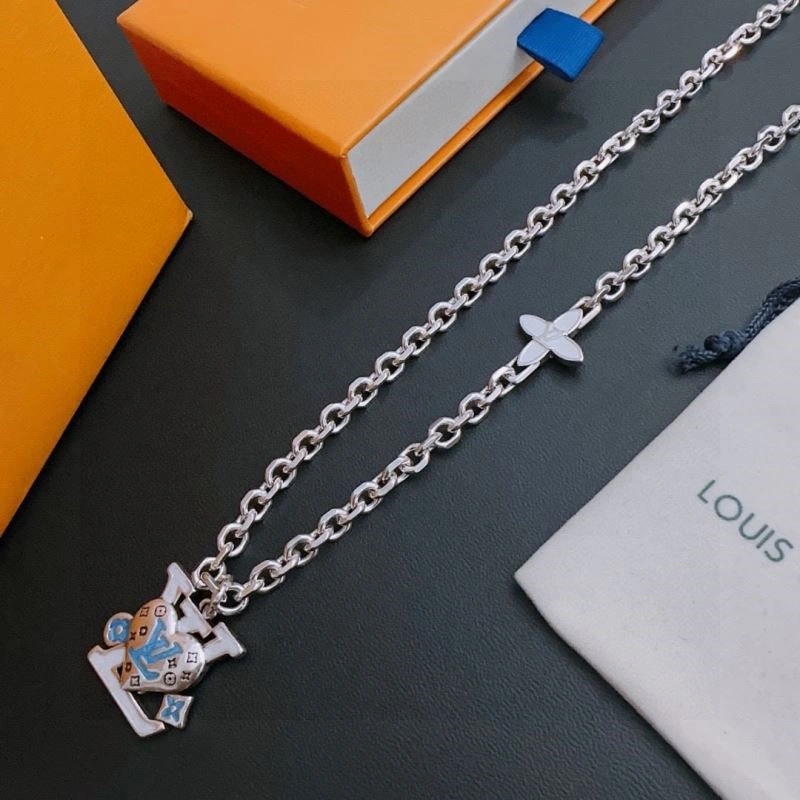 Louis Vuitton Necklaces Efficient 248574