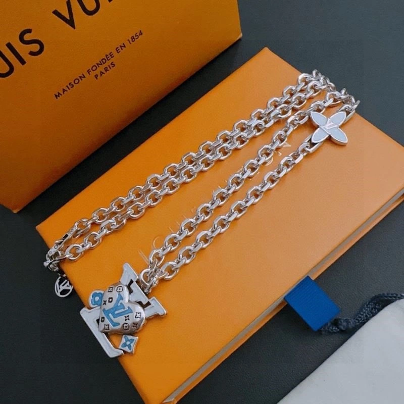 Louis Vuitton Necklaces Efficient 248574