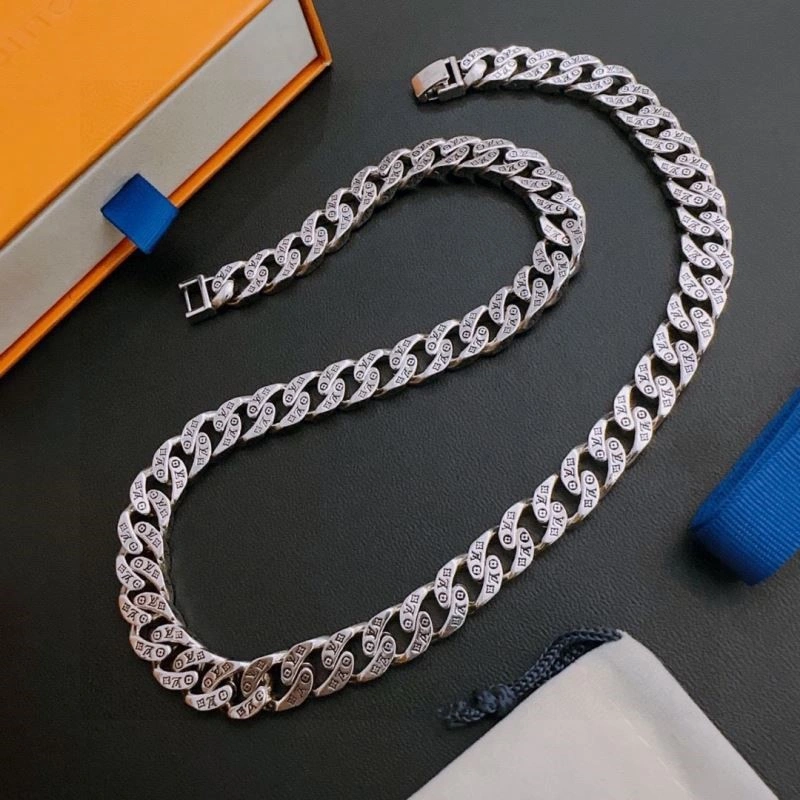 Original Louis Vuitton Necklaces 248557