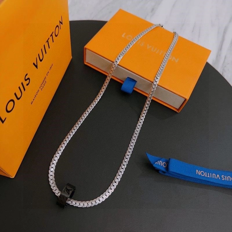 Louis Vuitton Necklaces Seasonal 248558