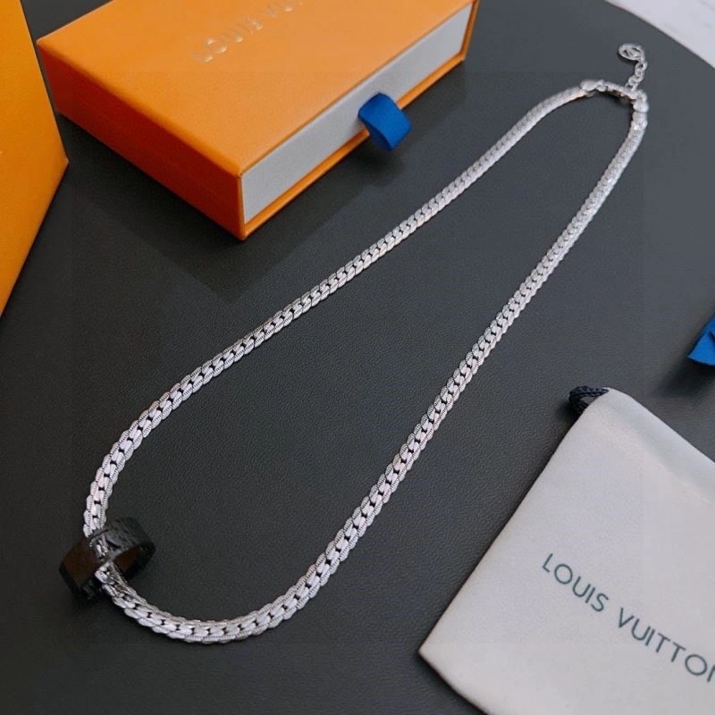 Louis Vuitton Necklaces Seasonal 248558