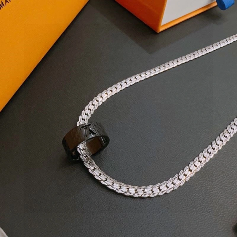 Louis Vuitton Necklaces Seasonal 248558