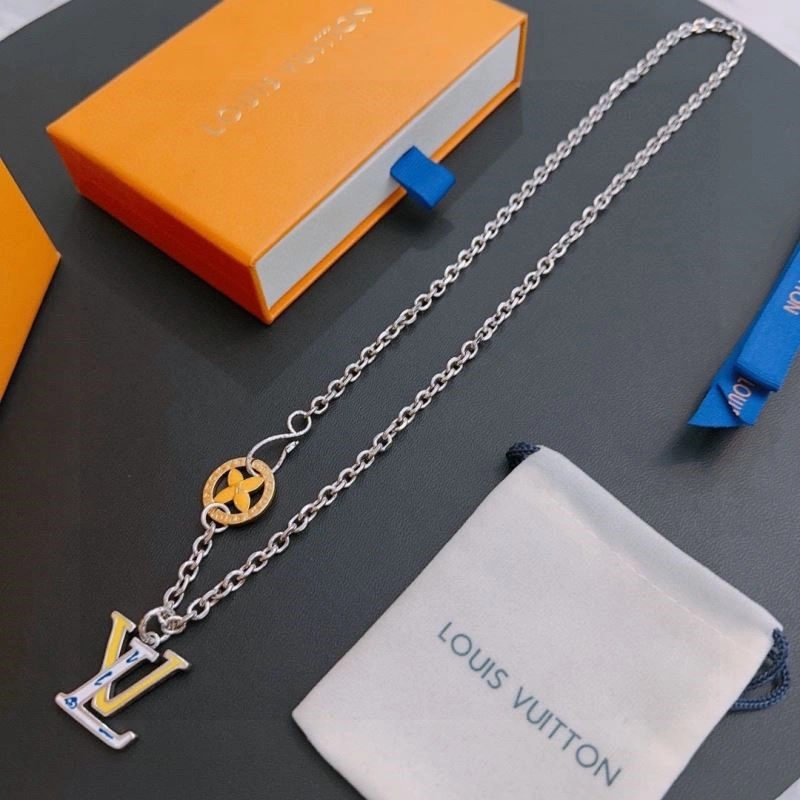 Classic Louis Vuitton Necklaces 248554