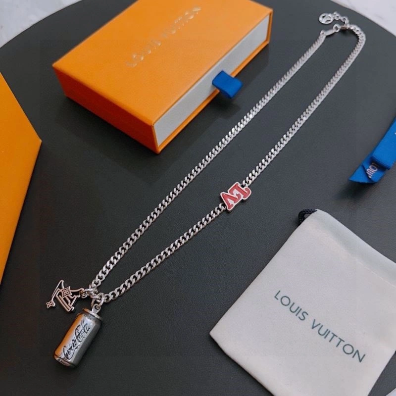 SportInspired Louis Vuitton Necklaces 248552