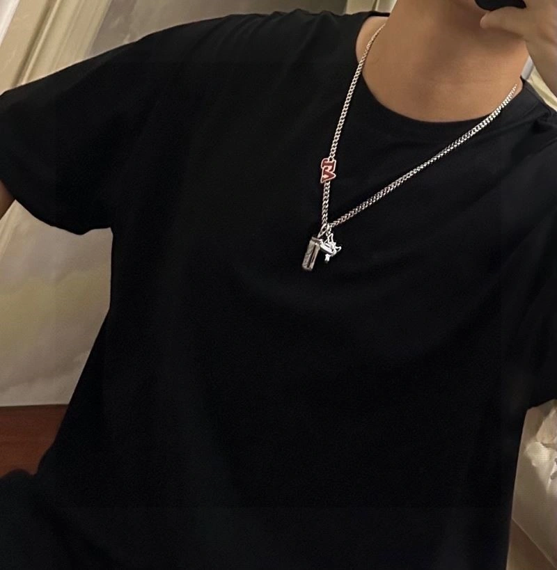 SportInspired Louis Vuitton Necklaces 248552