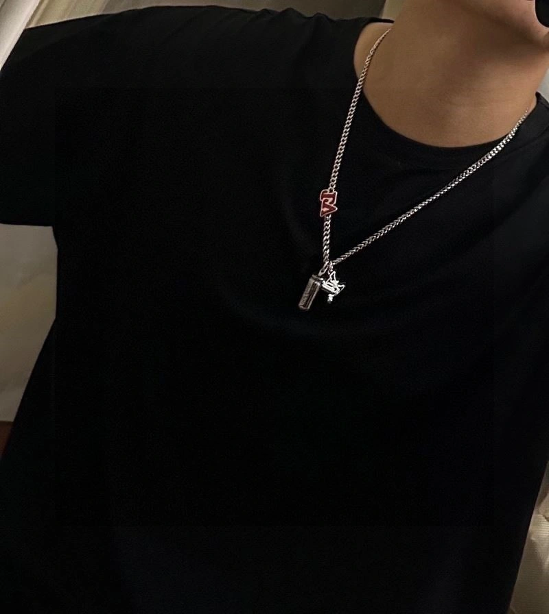 SportInspired Louis Vuitton Necklaces 248552