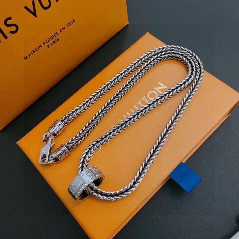 WaterResistant Louis Vuitton Necklaces 248551