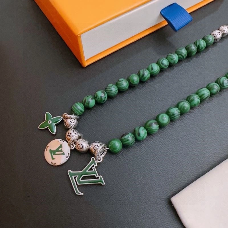 EasyCare Louis Vuitton Necklaces 248550
