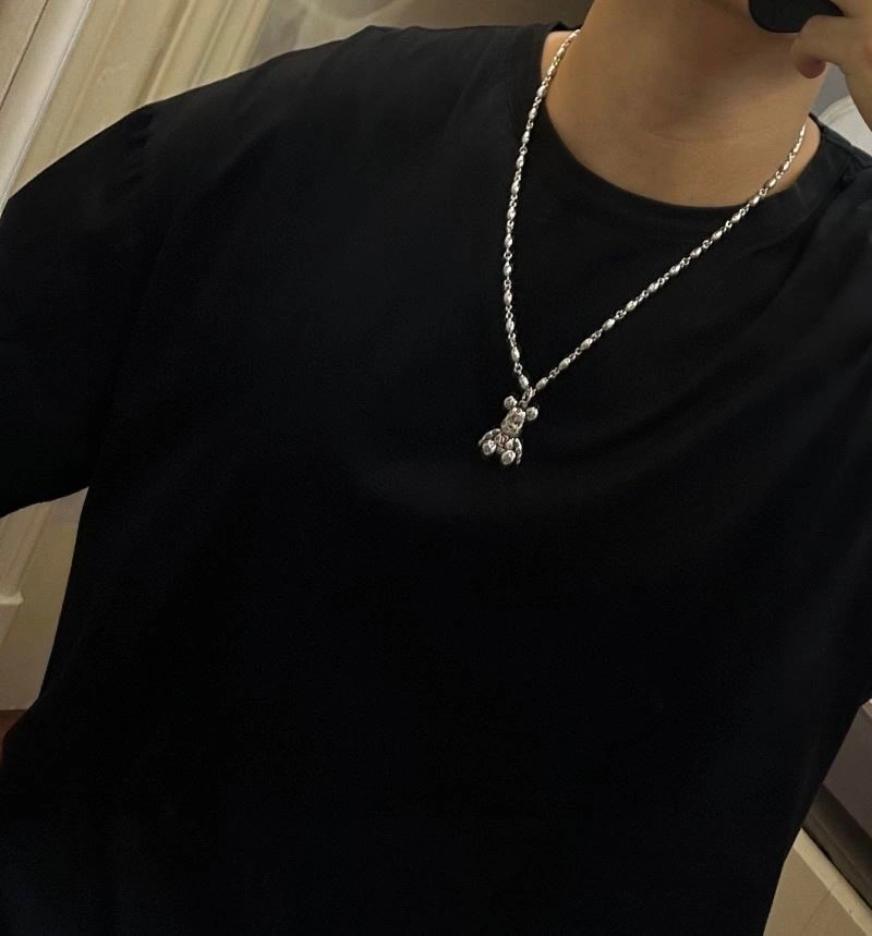 Stylish Louis Vuitton Necklaces 248527