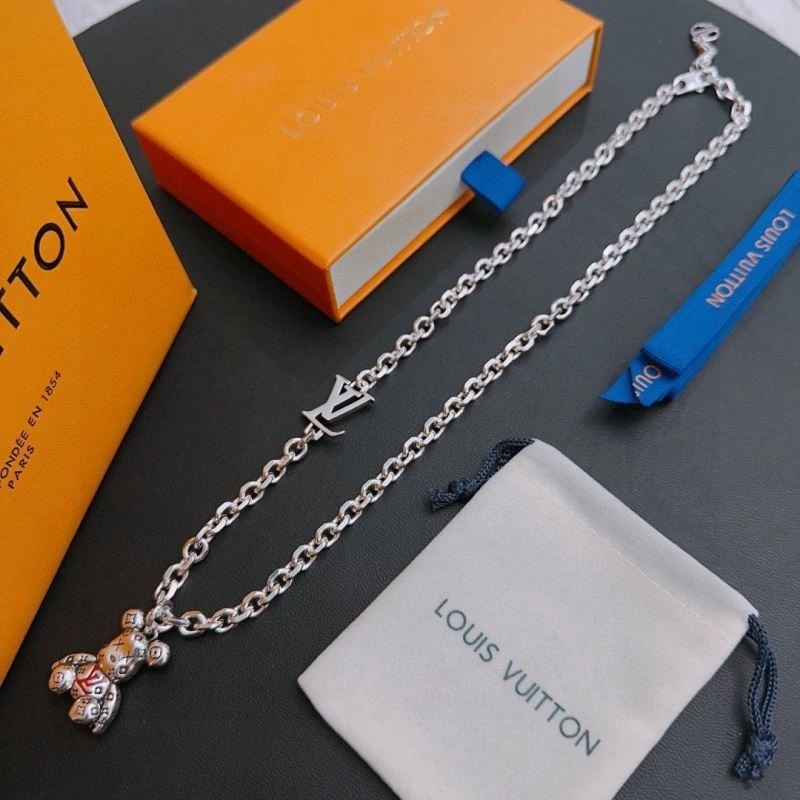 OdorResistant Louis Vuitton Necklaces 248524