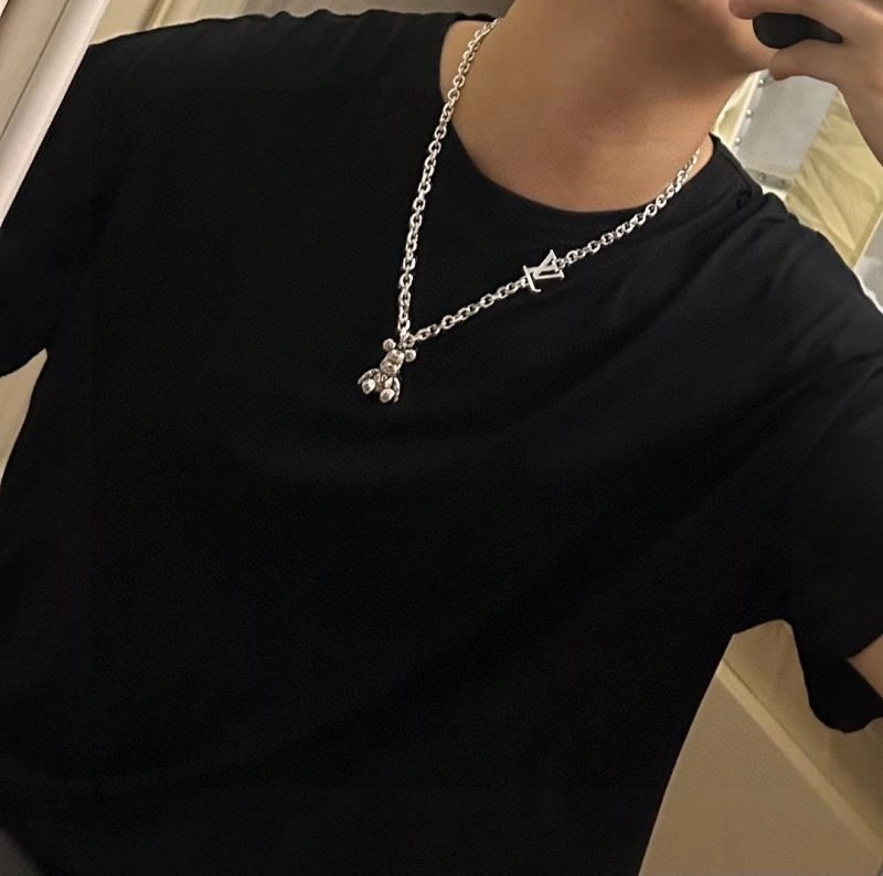 OdorResistant Louis Vuitton Necklaces 248524
