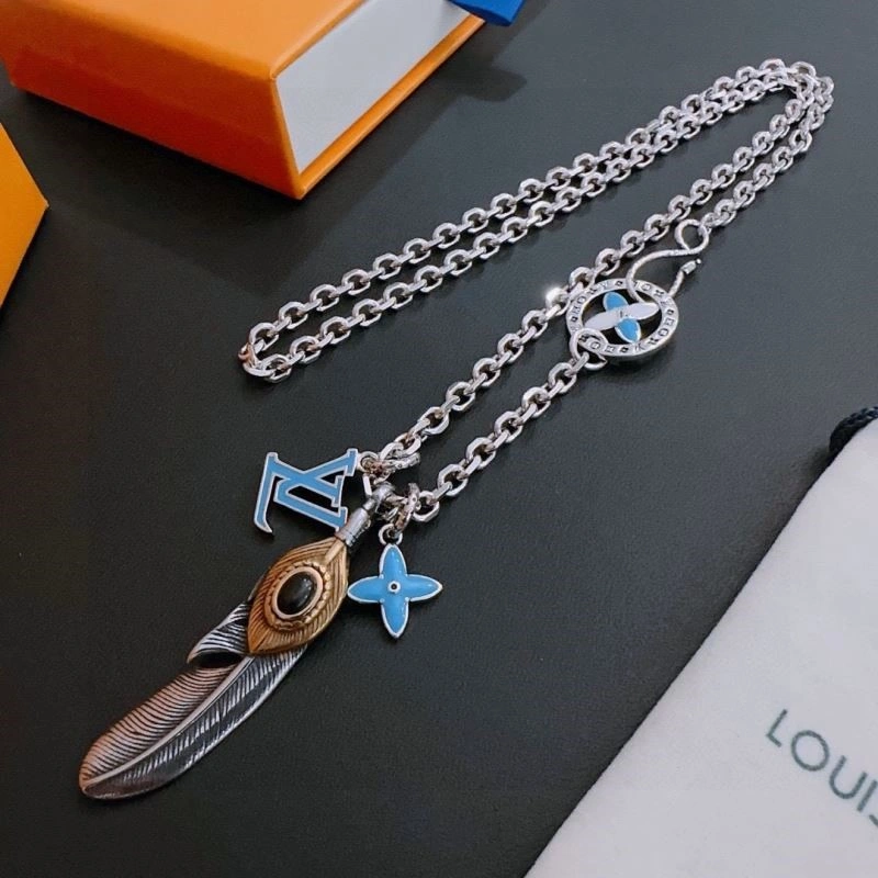 Unique Louis Vuitton Necklaces 248525