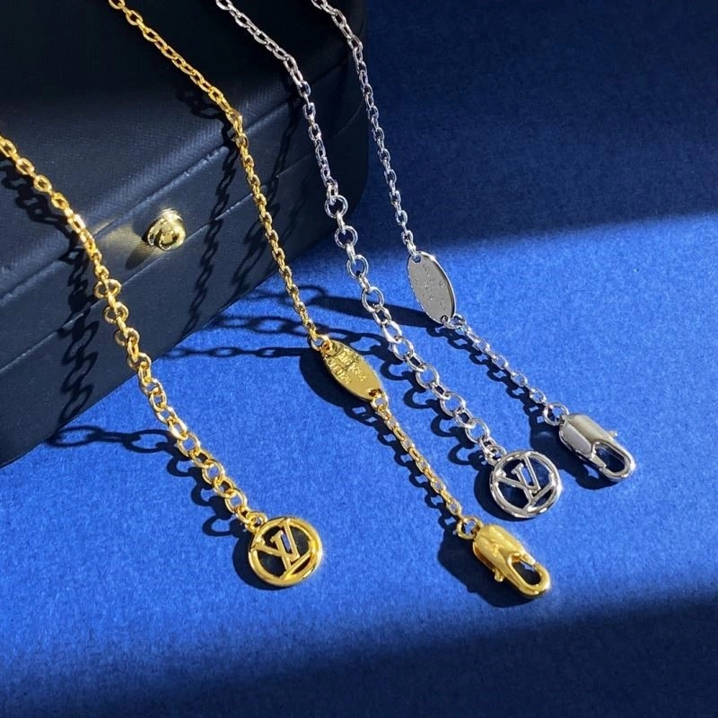 Comfortable Louis Vuitton Necklaces 248546