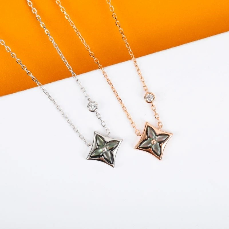 Louis Vuitton Necklaces Durable 248528