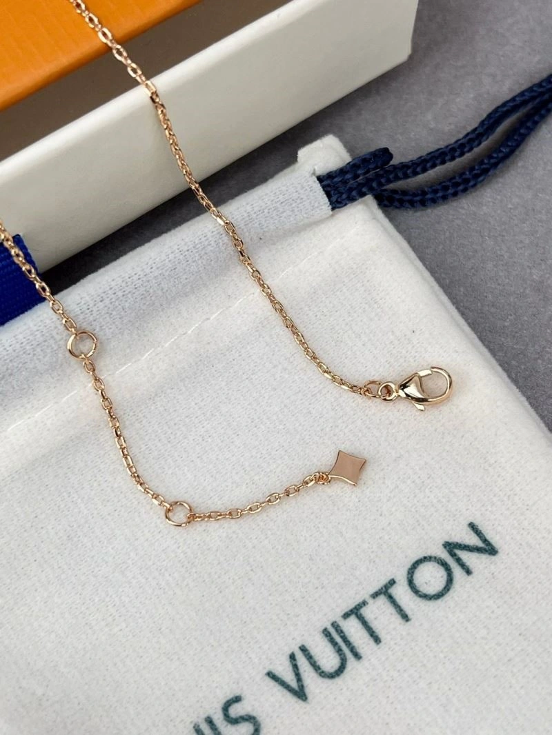 Louis Vuitton Necklaces Comfortable 248536