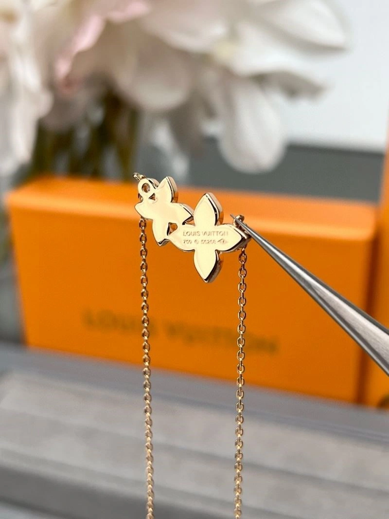 Louis Vuitton Necklaces Effortless 248540