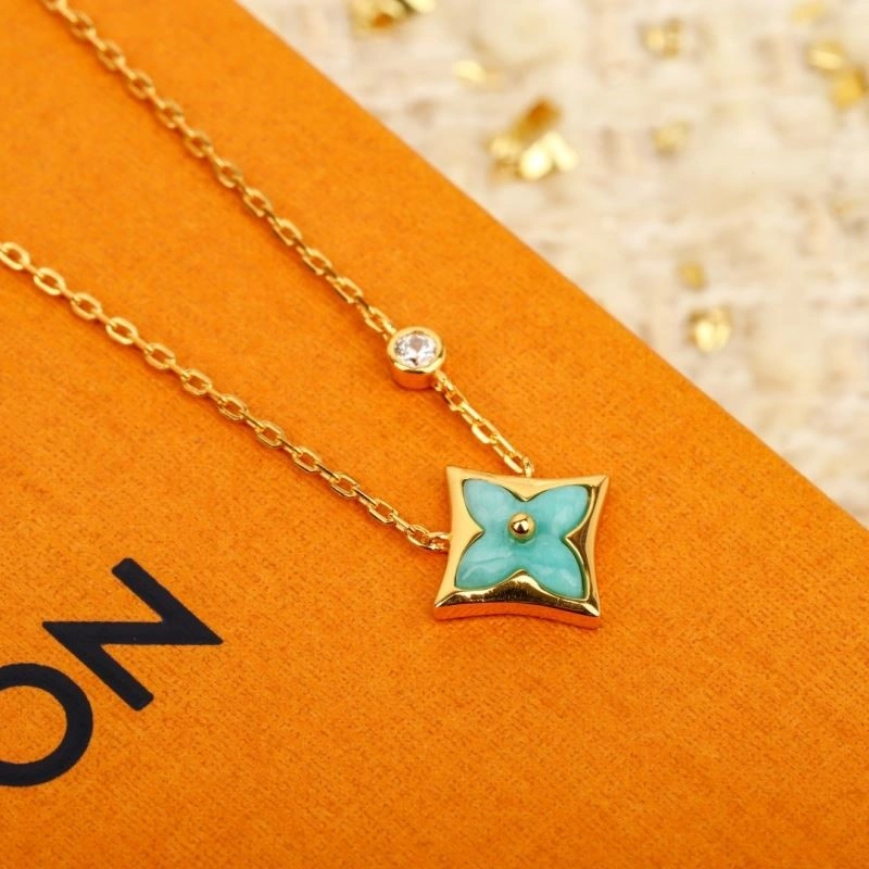 Louis Vuitton Necklaces Casual 248526