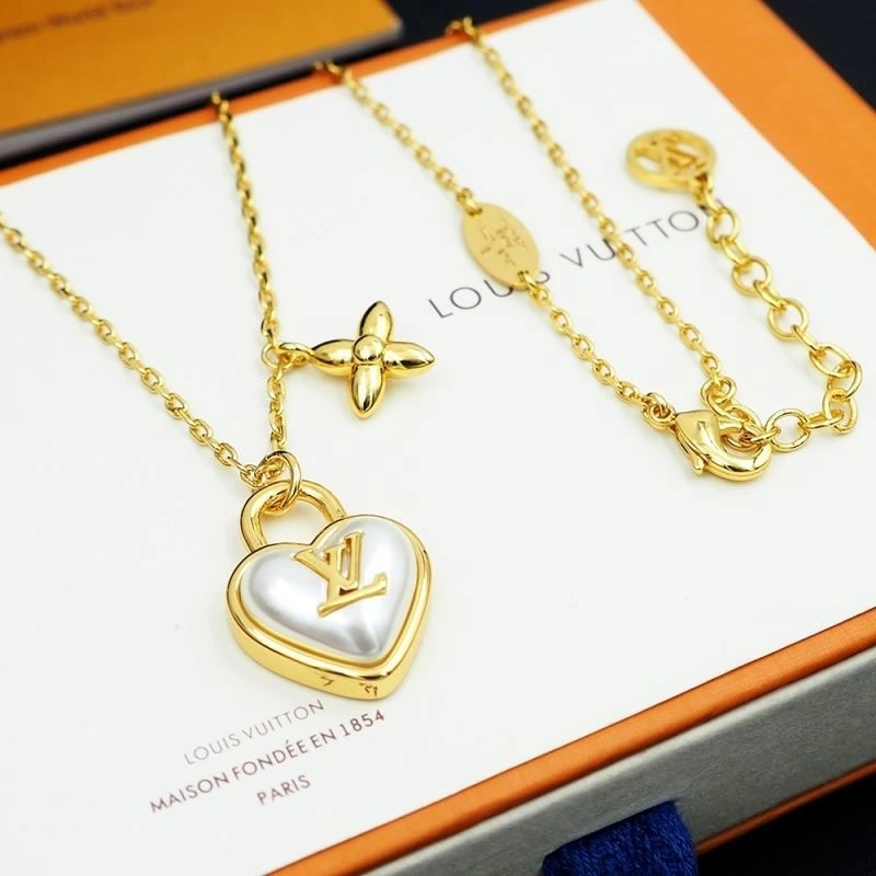 Casual Louis Vuitton Necklaces 248533