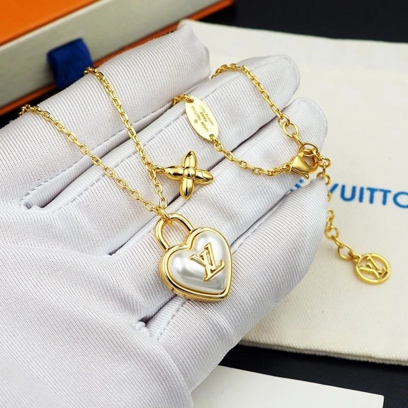 Casual Louis Vuitton Necklaces 248533