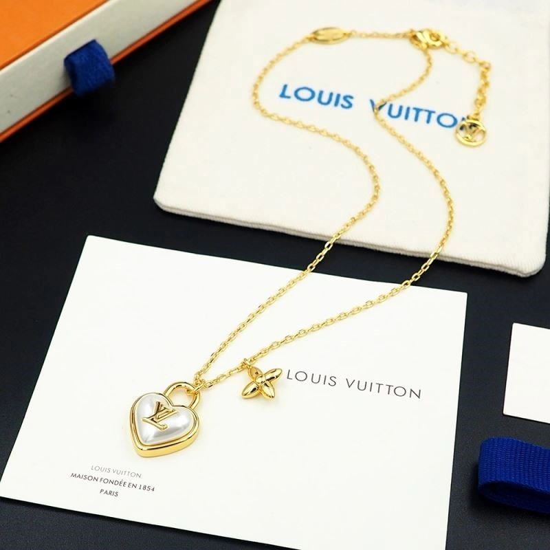 Casual Louis Vuitton Necklaces 248533