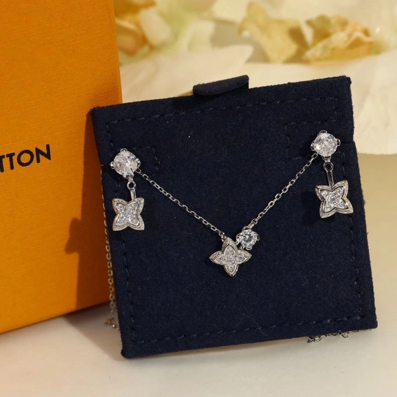 Unique Louis Vuitton Necklaces 248518