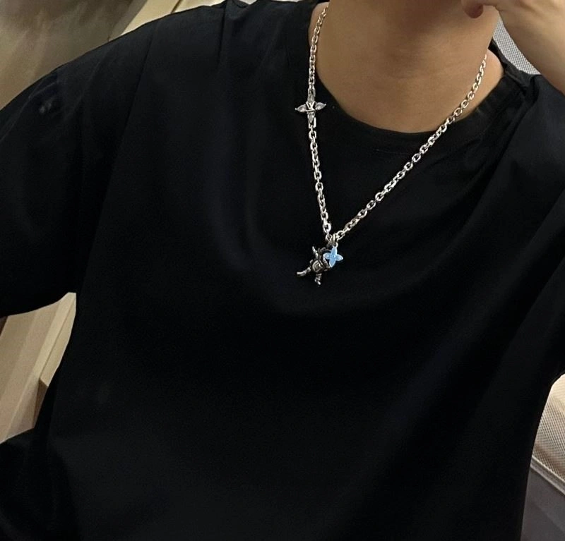 AllSeason Louis Vuitton Necklaces 248532