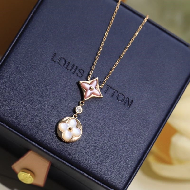 Louis Vuitton Necklaces ModernLook 248529