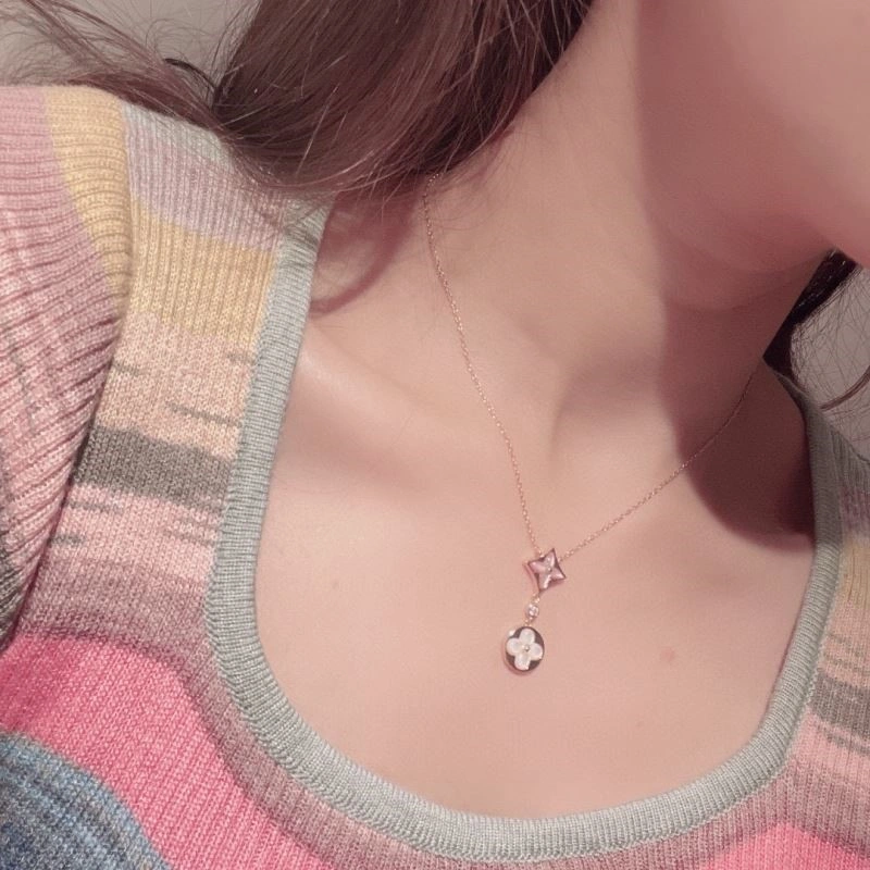 Louis Vuitton Necklaces ModernLook 248529